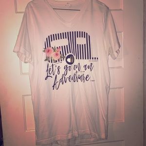 Graphic • Tee 💛